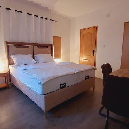 Guesthouse Mixe Budua Esterno foto